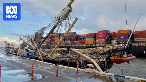 sts quizlet|Two men injured after STS Leeuwin is hit by large container ship .